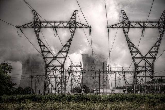 mix tulpen bloemstuk met roze rood en oranje tulpen